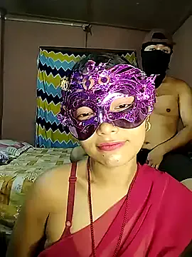 PollyElfi – webcam model profile photo Image 13