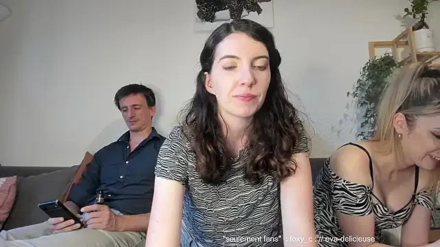 LovelyLydia – webcam model profile photo Image 10