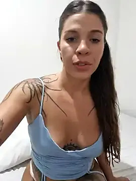 EstefaniaBrown – webcam model profile photo Image 6