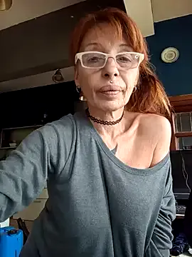 AdrianaAndrade – webcam model profile photo Image 17