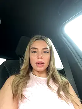 AndreaKalo – webcam model profile photo Image 13