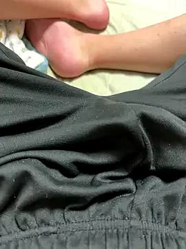 MiraKova – webcam model profile photo Image 4