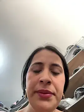 Reto-sama – webcam model profile photo Image 17