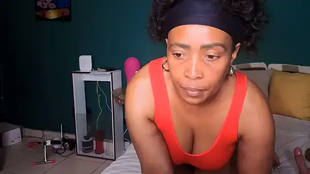 AngerlaMei – webcam model profile photo Image 5