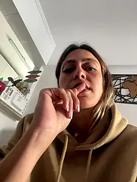 JessieLiu – webcam model profile photo Image 3