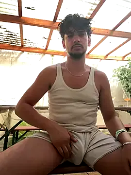 Naughty_Nisha0 – webcam model profile photo Image 4