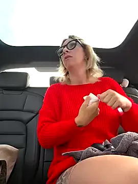 AddisonArt – webcam model profile photo Image 9