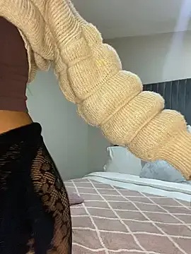 AnnAbbey – webcam model profile photo Image 13