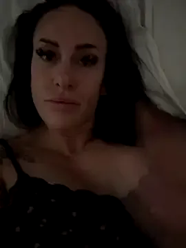 AndreaKalo – webcam model profile photo Image 5