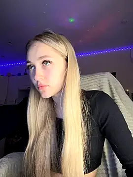 CatalinaDalessio – webcam model profile photo Image 4