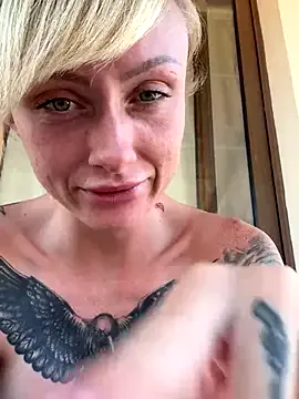 KendalVoos – webcam model profile photo Image 3