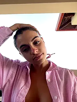 Rakses2 – webcam model profile photo Image 4