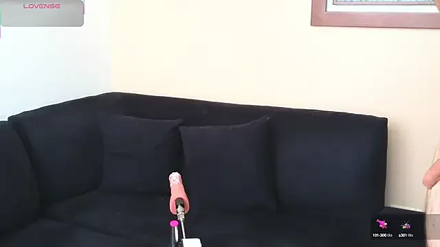 Rica_00122 – webcam model profile photo Image 7