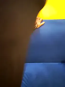 MadelineLane – webcam model profile photo Image 19