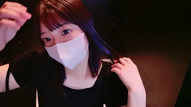 LiaWells – webcam model profile photo Image 16