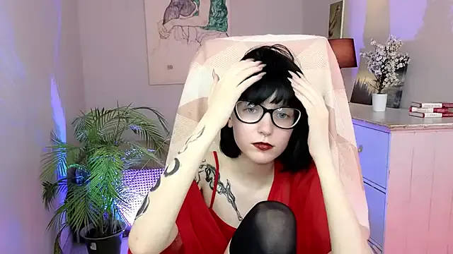 HazelTompson – webcam model profile photo