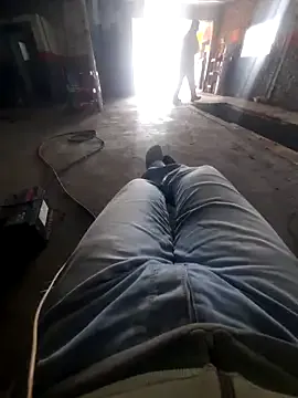 Dolce – webcam model profile photo Image 5