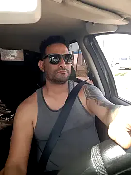 Dolce – webcam model profile photo Image 9