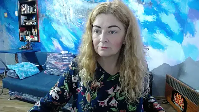 privsloirinha – webcam model profile photo Image 16