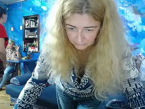 privsloirinha – webcam model profile photo Image 19