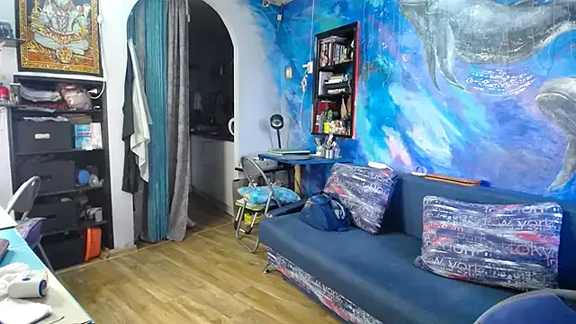 privsloirinha – webcam model profile photo Image 3