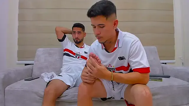 Dolce – webcam model profile photo Image 5