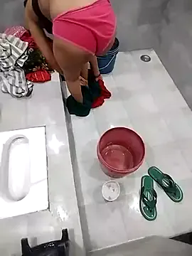 HaleyLyon – webcam model profile photo Image 13