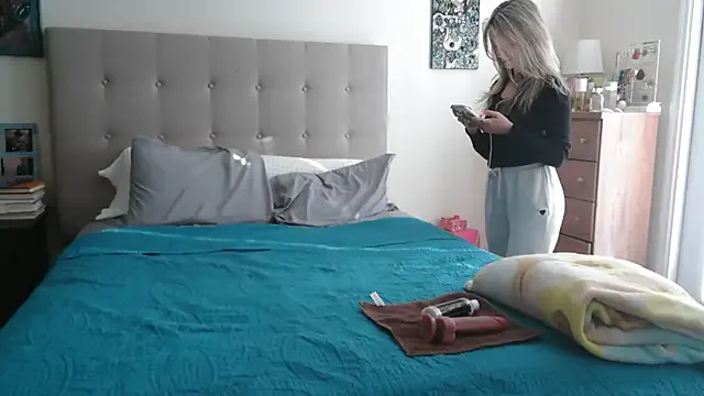 CatalinaDalessio – webcam model profile photo Image 12