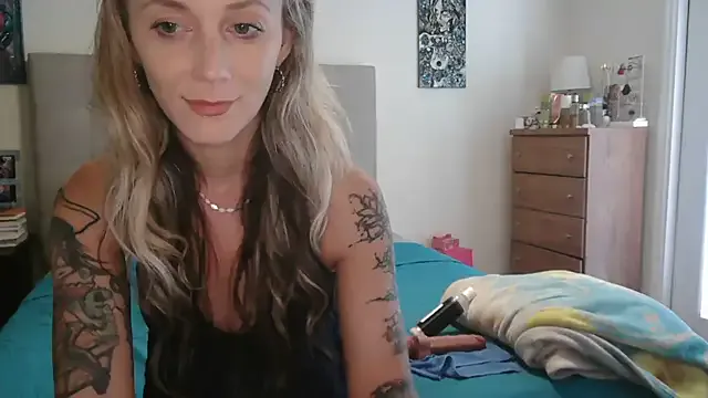 CatalinaDalessio – webcam model profile photo Image 14