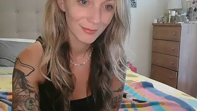 CatalinaDalessio – webcam model profile photo Image 16