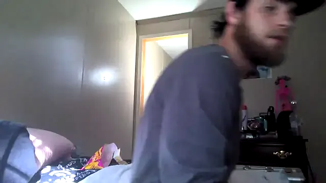 KateGale – webcam model profile photo Image 3