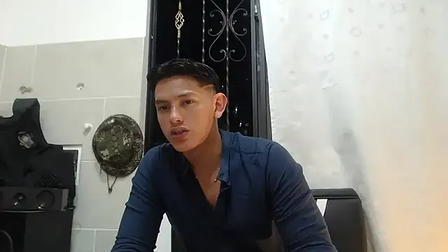 tora3220 – webcam model profile photo Image 13