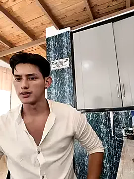 tora3220 – webcam model profile photo Image 2