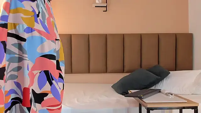 AyshaConnor – webcam model profile photo Image 10