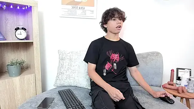 JOJO-operation_No1 – webcam model profile photo Image 18