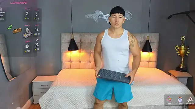 Ner0924_N – webcam model profile photo Image 15