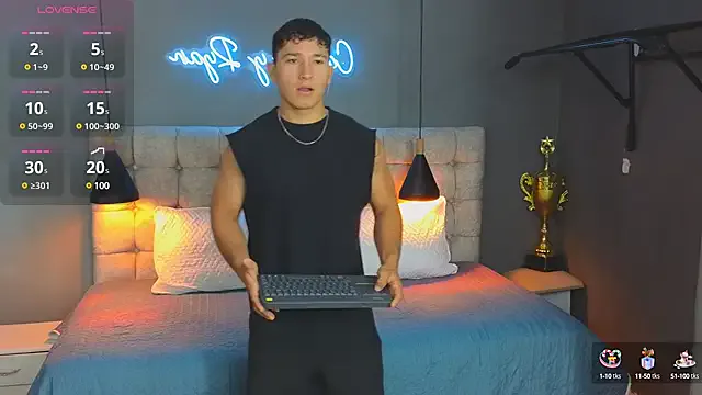 Ner0924_N – webcam model profile photo Image 2