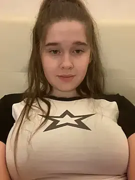 MarisaGrace – webcam model profile photo Image 12