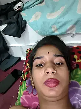 HannaMaison – webcam model profile photo Image 2