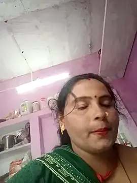 PaulinaGiovanni – webcam model profile photo Image 11