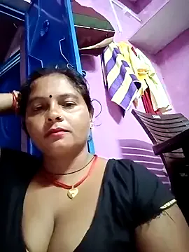 PaulinaGiovanni – webcam model profile photo Image 16