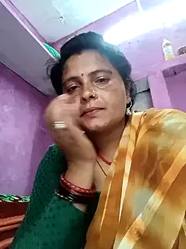 PaulinaGiovanni – webcam model profile photo Image 3