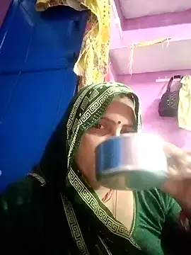 PaulinaGiovanni – webcam model profile photo Image 9