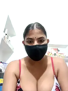 HaleyLyon – webcam model profile photo Image 11