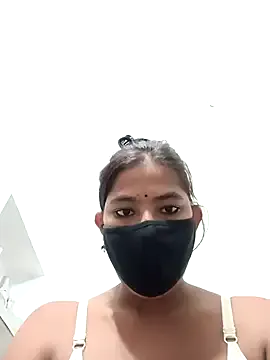 HaleyLyon – webcam model profile photo Image 3