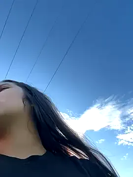 AnnieArias – webcam model profile photo Image 11