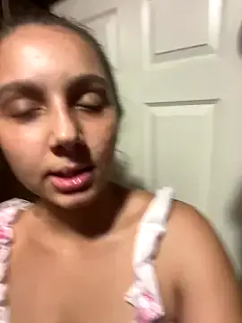 AnnieArias – webcam model profile photo Image 3