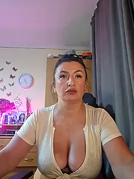 FlorenciaCopper – webcam model profile photo Image 18