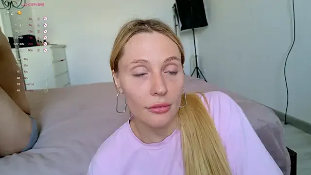 ChloeCerisse – webcam model profile photo Image 11