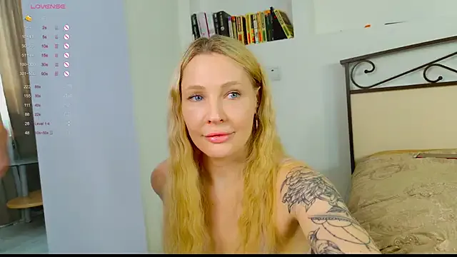 ChloeCerisse – webcam model profile photo Image 4